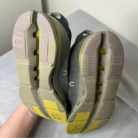 On Cloud Women’s Size 11 Tennis Shoes Cloud Nova Wrap Grey Lavender Sneaker Gym - Picture 11 of 11